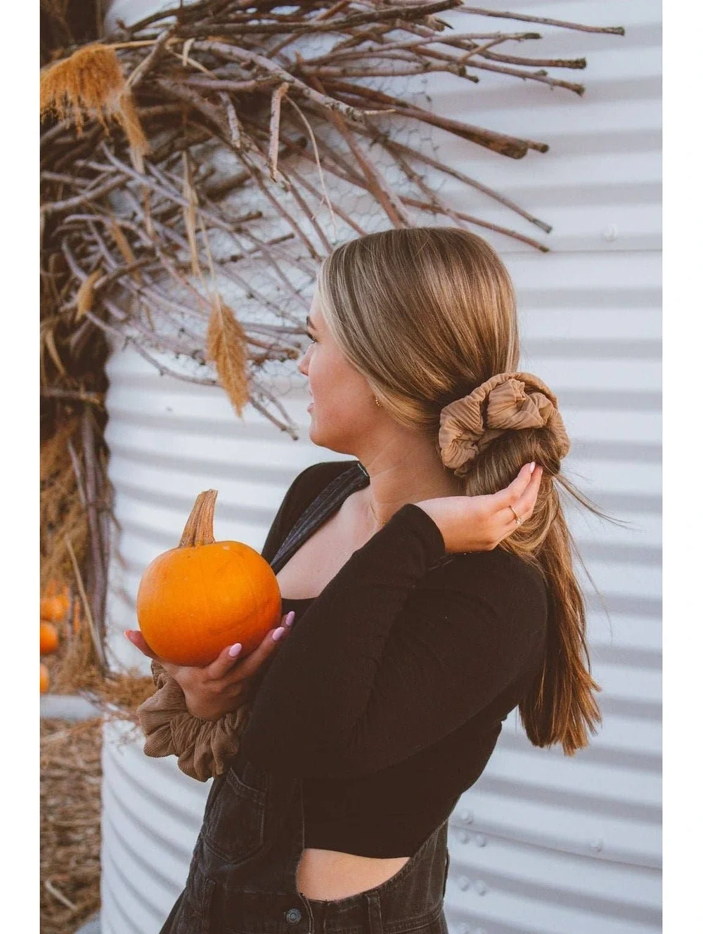 Andi Brown Textured Jumbo Scrunchie